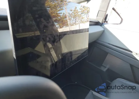 2024 Tesla Cybertruck All-Wheel Drive z USA, uszkodzony, nr VIN 7G2CEHED7RA055031